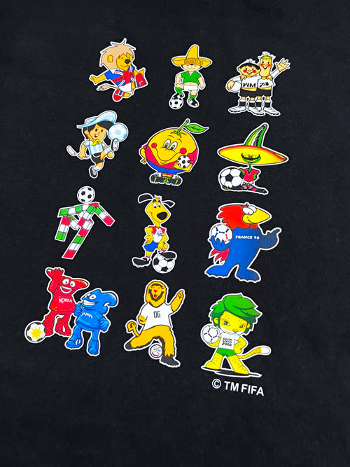 Playera FIFA Classics Mascotas Mundiales