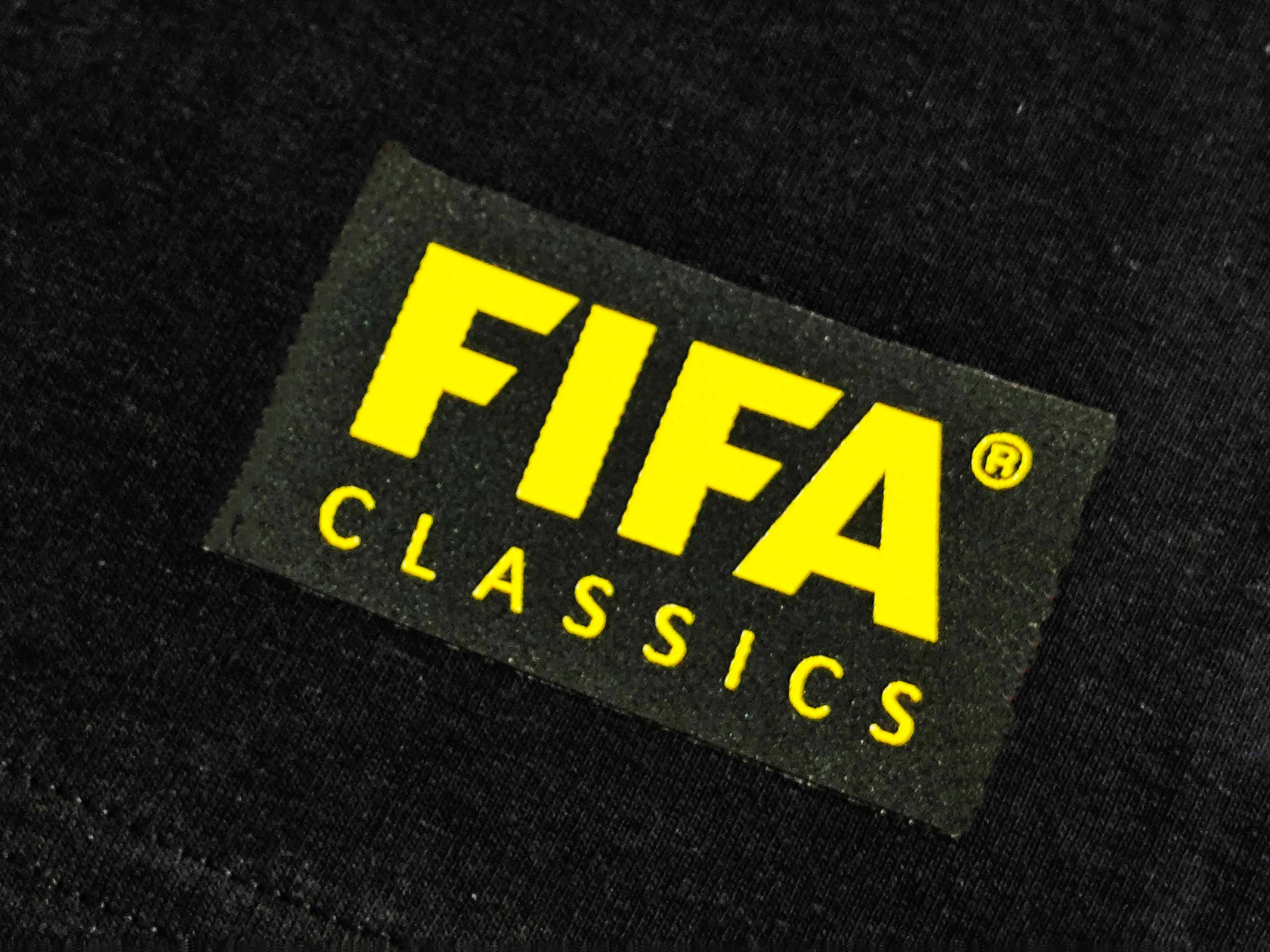 Playera FIFA Classics Mascotas Mundiales